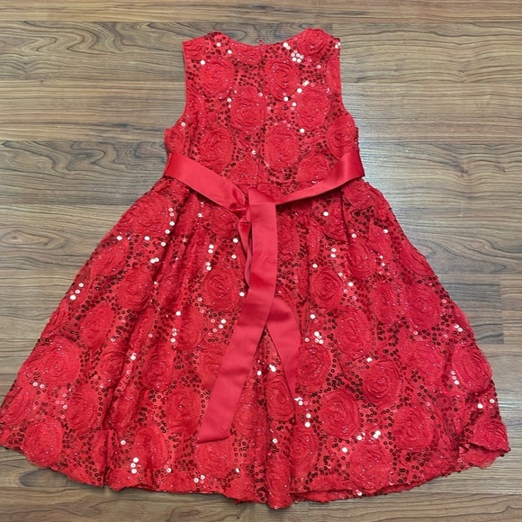 Rare Too Girls Dress Red Sparkling Rosettes size 6 - Picture 8 of 8